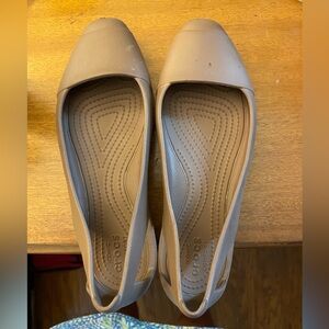Size 8 Crocs Nude/Tan Flats